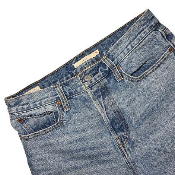 Levis Womens Premium Blue Wedgie Straight Button Fly Med Wash Jeans Size 28 - Picture 1 of 11